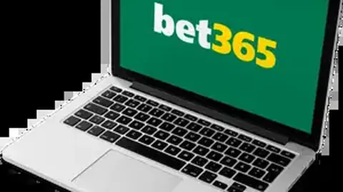 [热夜盛迎]国足归来，球迷期待满满。